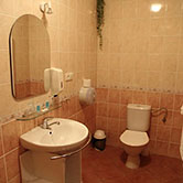 Hotel Arko bathroom