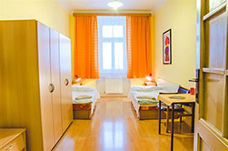 Dakura hostel room